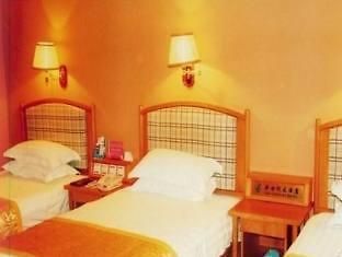 Yueqing New Century Hotel Уенжоу Екстериор снимка